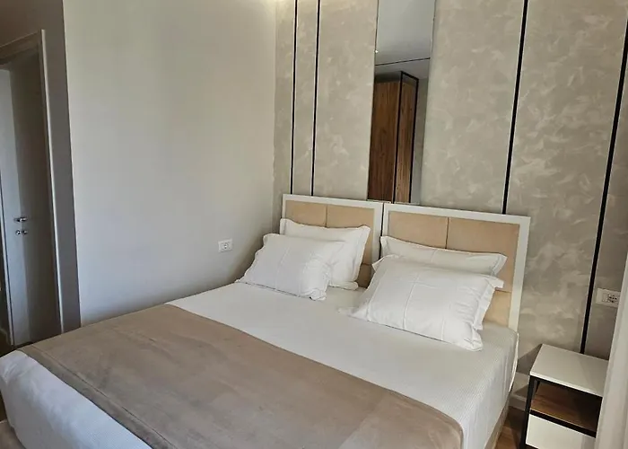 Lex Santorini * Dhërmi